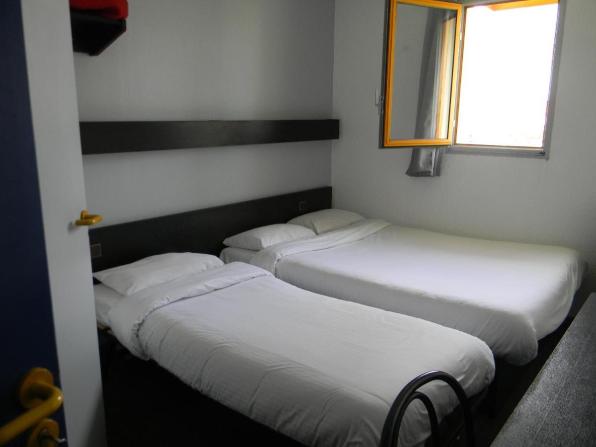 Class-Hotel Пуатьє Номер фото